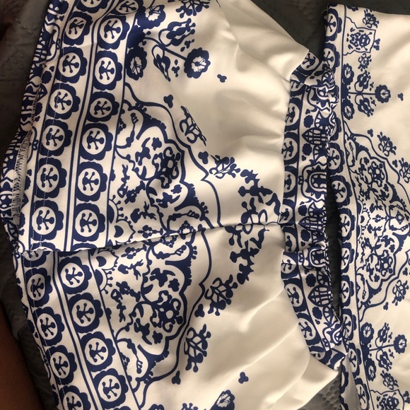 Matching set - Picture 4 of 4